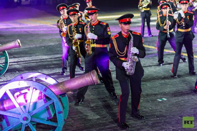 اوركيسترا مدرسة سوفوروف العسكرية في موسكو