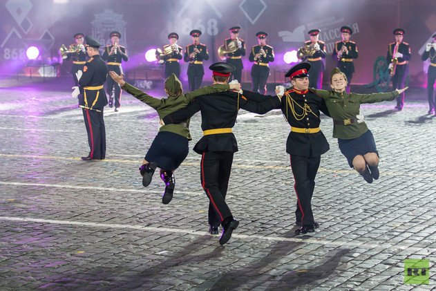 اوركيسترا مدرسة سوفوروف العسكرية في موسكو