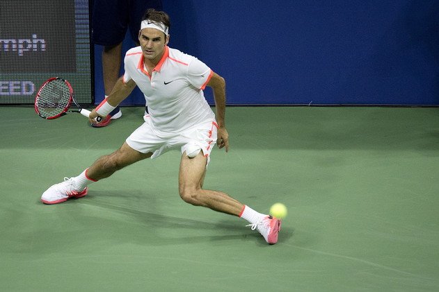 فيدرر يلحق بديوكوفيتش وموراي إلى نهائي الماسترز