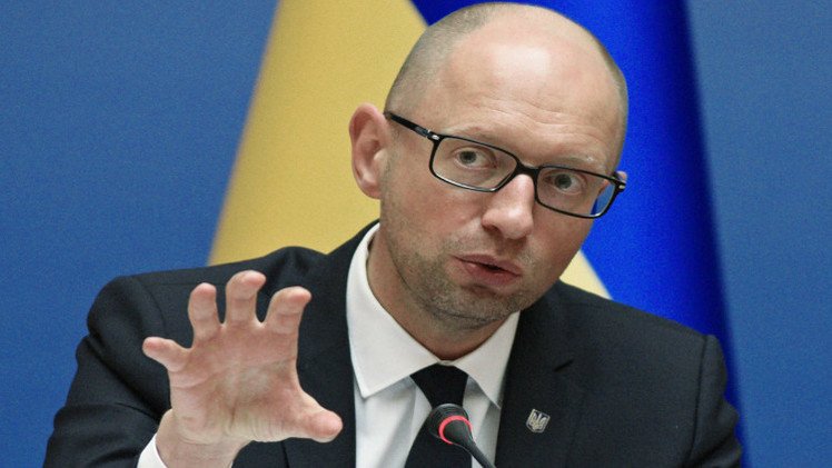 موسكو تتهم رئيس الحكومة الأوكرانية بقتل عسكريين روس 