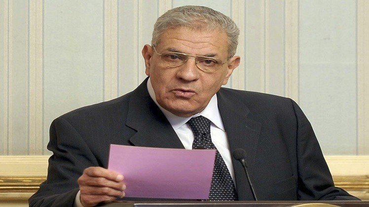 القاهرة تبرر انسحاب رئيس الحكومة المفاجئ من مؤتمر صحفي بتونس