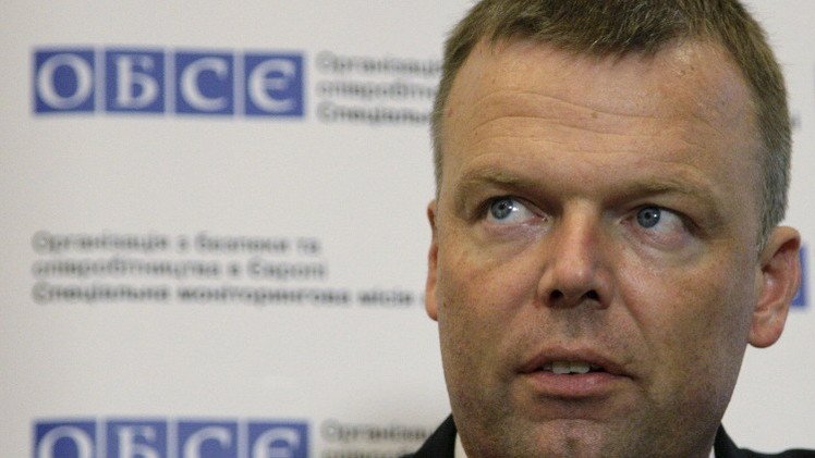 مجموعة الاتصال تواصل عملها على إعداد اتفاق حول سحب الأسلحة بشرق أوكرانيا