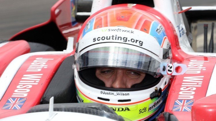 تأبين غاستن ويلسون سائق سباقات أندي كار 