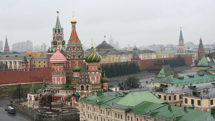 موسكو تنفي تعزيز وجودها العسكري بسوريا وتؤكد دعمها لدمشق في مكافحة الإرهاب