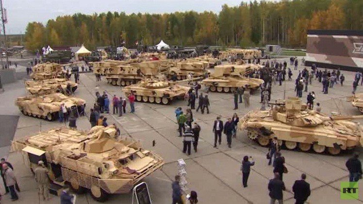 معرض للسلاح والمعدات العسكرية في روسيا