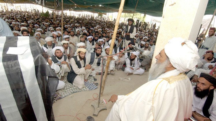 زعيم طالبان يوفد مبعوثا إلى الشرق الأوسط لإقناع أتباعه بمبايعته