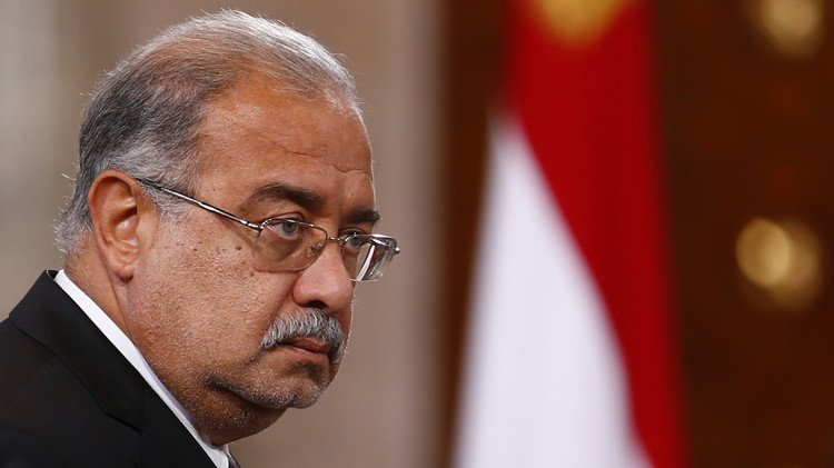 السيسي يكلف وزير البترول السابق بتشكيل حكومة جديدة
