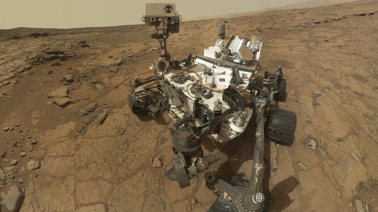مسبار كيوريوسيتي يلتقط صورة مسح لكثبان موجودة على سطح المريخ