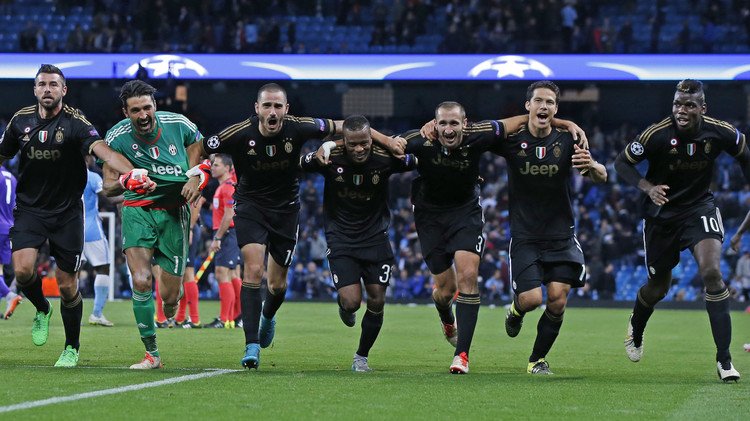 السيدة العجوز تطيح بشيوخ الستيزن في دوري الأبطال (صور)