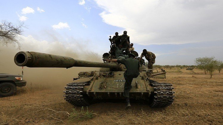 السودان يدعم التحالف بلواء بري والإمارات تسحب جنودها من اليمن