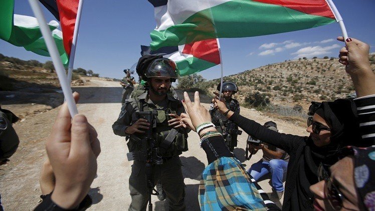 السلطات الإسرائيلية تغلق الحرم الإبراهيمي بوجه الفلسطينيين وتفتحه أمام المستوطنين