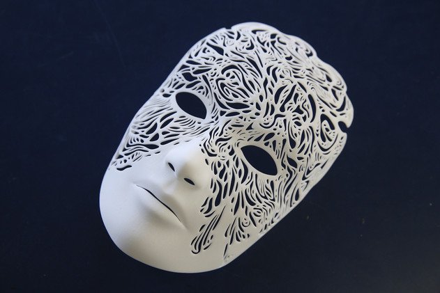 شركة Shapeways 3D تعرض قناعا في مكتبها بـ"حي كوينز"، نيويورك، 17 سبتمبر/أيلول 2014.