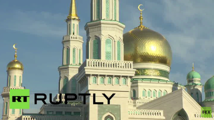 فيديو.. جامع موسكو عشية الافتتاح في يوم عرفة