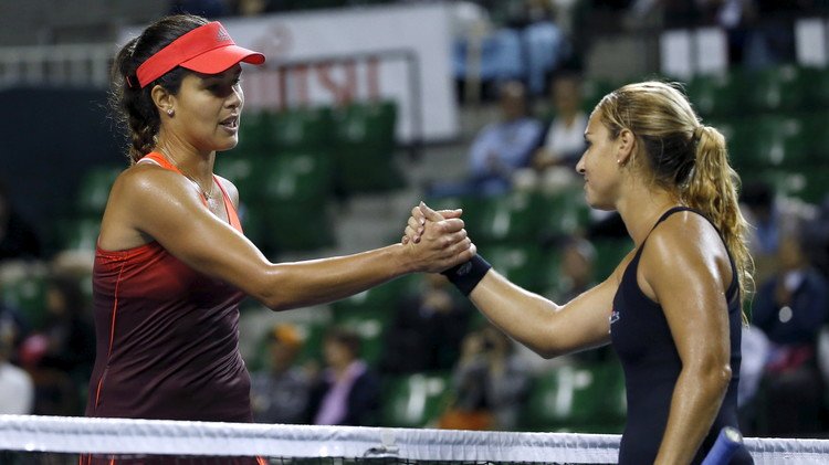 فيديو .. آنا إيفانوفيتش تودع طوكيو 