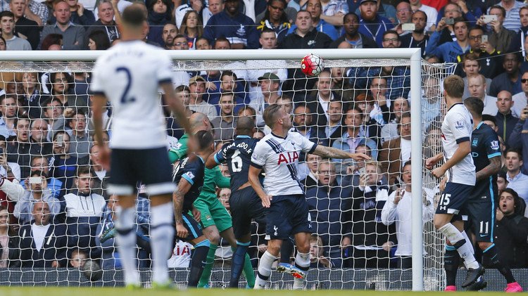 فيديو .. مانشستر سيتي يتجرع الهزيمة الثانية في البريمييرليغ