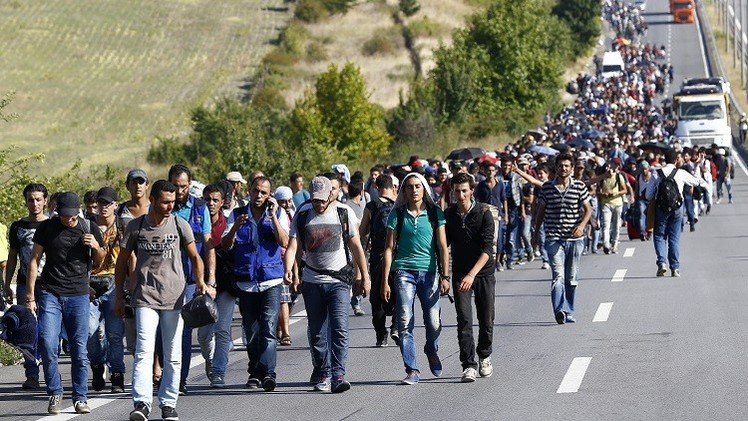 هل وصل لاجئون مزيفون إلى أوروبا؟