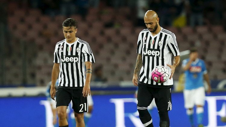 نابولي يعمق جراح يوفنتوس وروما يسحق كاربي بخماسية (فيديو)