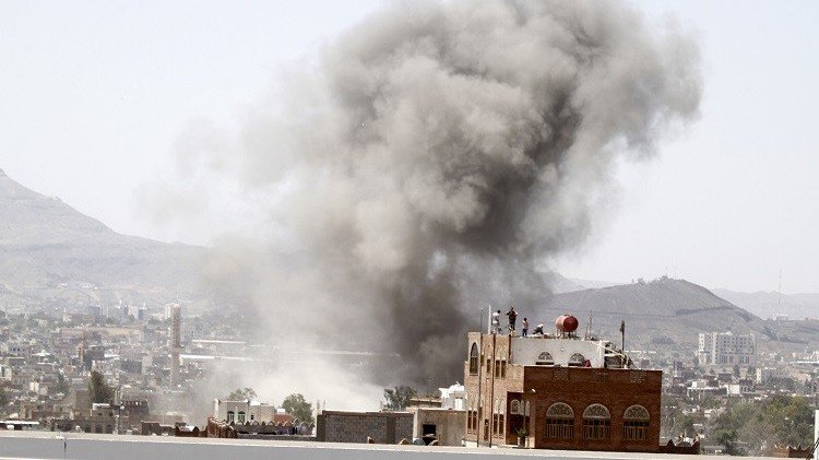 السعودية تنفي مسؤولية التحالف عن مقتل 30 مدنيا في اليمن