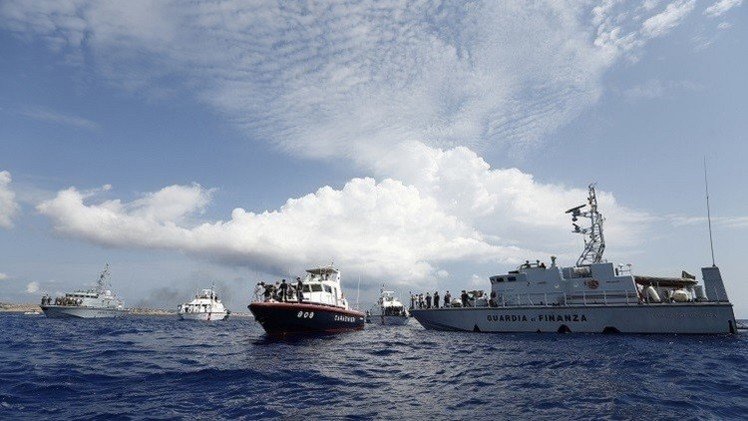 خفر السواحل الإيطالي ينقذ أكثر من 1000 مهاجر لا شرعي في يوم واحد
