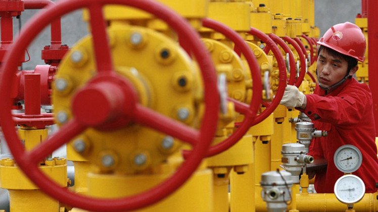الصين تخطط لشراء 100 مليار متر مكعب من الغاز الروسي سنويا 