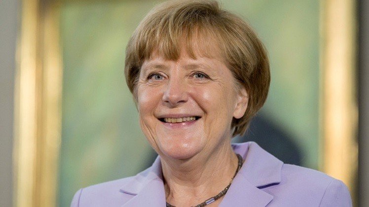 اللاجئون يدفعون بميركل لنيل جائزة نوبل للسلام 