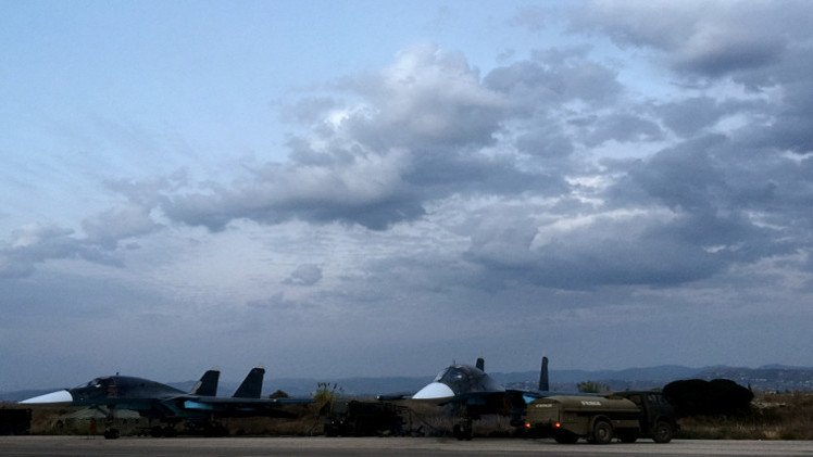 الأركان العامة الروسية: طائراتنا الحربية قوضت القدرات المادية والتقنية للإرهابيين في سوريا