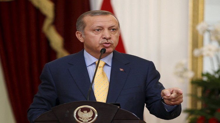 أردوغان: حل مشكلة اللاجئين يتطلب إقامة مناطق عازلة في سوريا