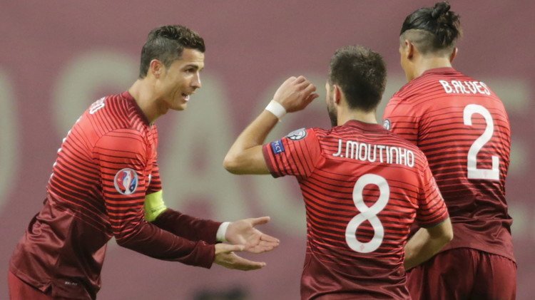 برازيليو أوروبا إلى نهائيات "يورو 2016" .. (صور)