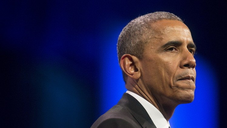 أوباما يندد باعتزام ترامب بناء جدار مع المكسيك في حال انتخابه رئيسا