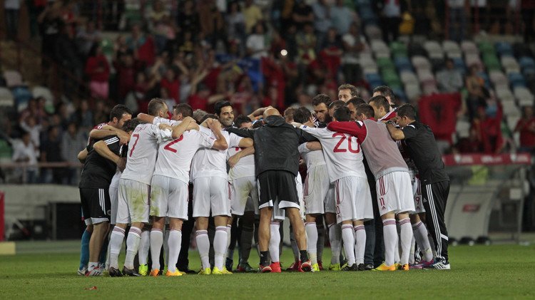 ألبانيا تدخل التاريخ بتأهلها لأول مرة لنهائيات كأس أمم أوروبا