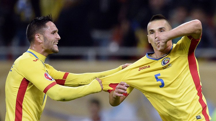 رومانيا تبلغ نهائيات "يورو 2016" .. (صور)