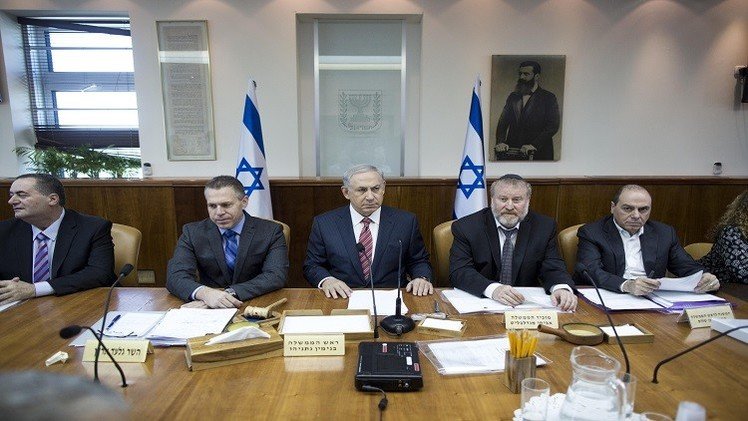 نتنياهو بصدد إخراج الحركة الإسلامية داخل إسرائيل عن القانون