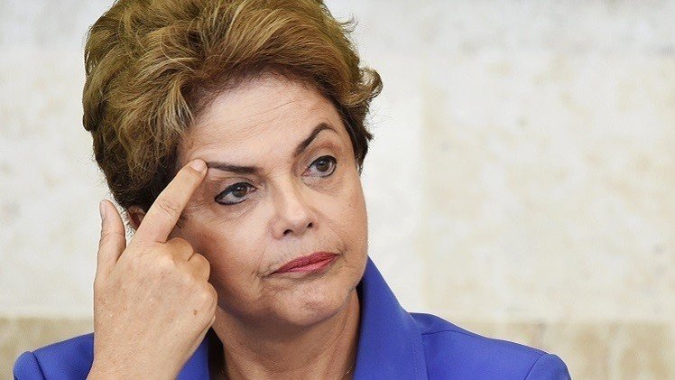 رئيسة البرازيل تتهم المعارضة بالتحريض للإطاحة بها