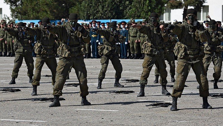 العسكريون الروس يتدربون على التصدي للإرهابيين في طاجيكستان