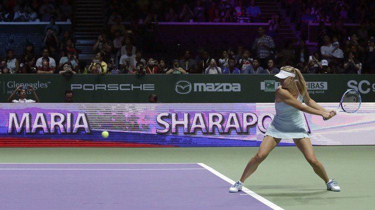 شارابوفا تبدأ بنجاح مشوارها في البطولة الختامية للتنس .. (فيديو)