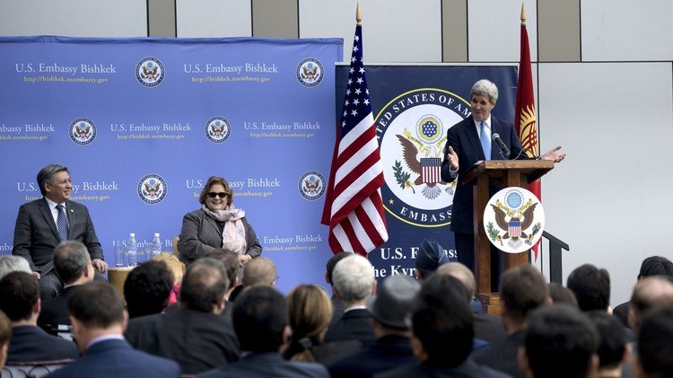 كيري: القوات الأمريكية الخاصة في سوريا ليست لمحاربة الأسد