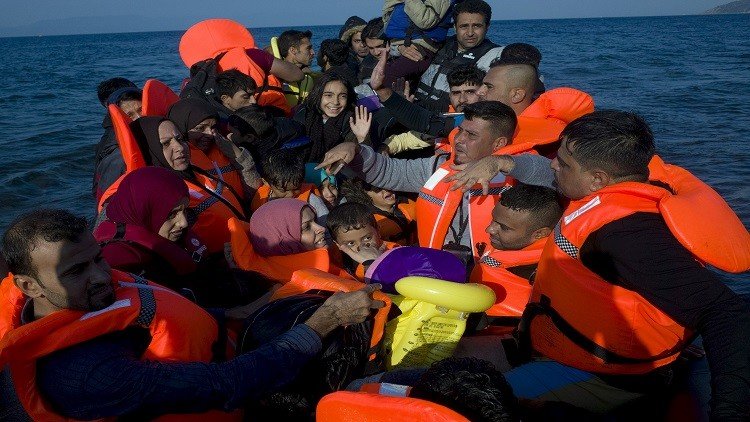أزمة اللاجئين.. مصائب قوم عند قوم فوائد