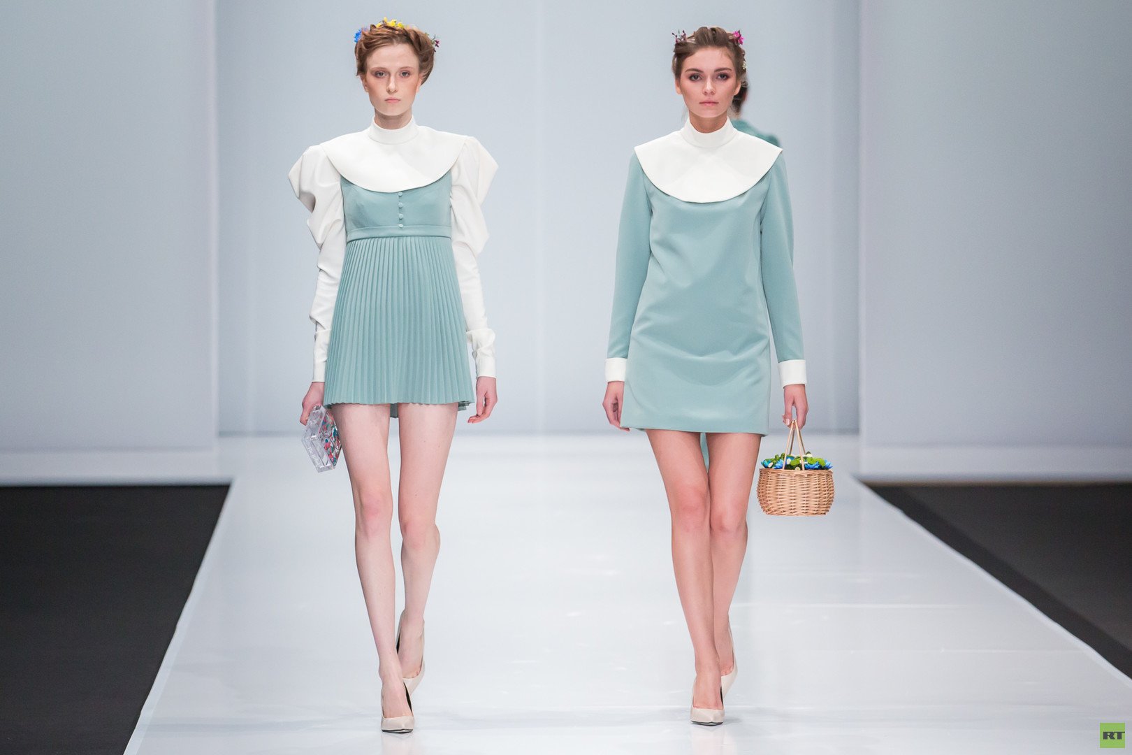 في أسبوع الموضة الروسية  تعرض مجموعة أزياء THE REBEL