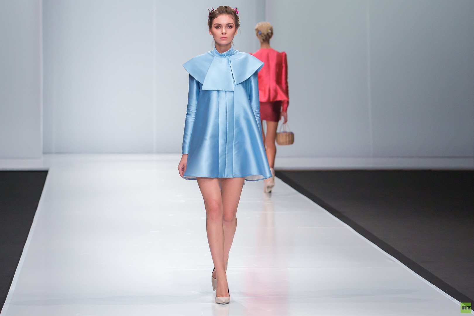 في أسبوع الموضة الروسية  تعرض مجموعة أزياء THE REBEL