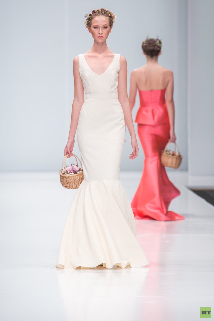 في أسبوع الموضة الروسية  تعرض مجموعة أزياء THE REBEL