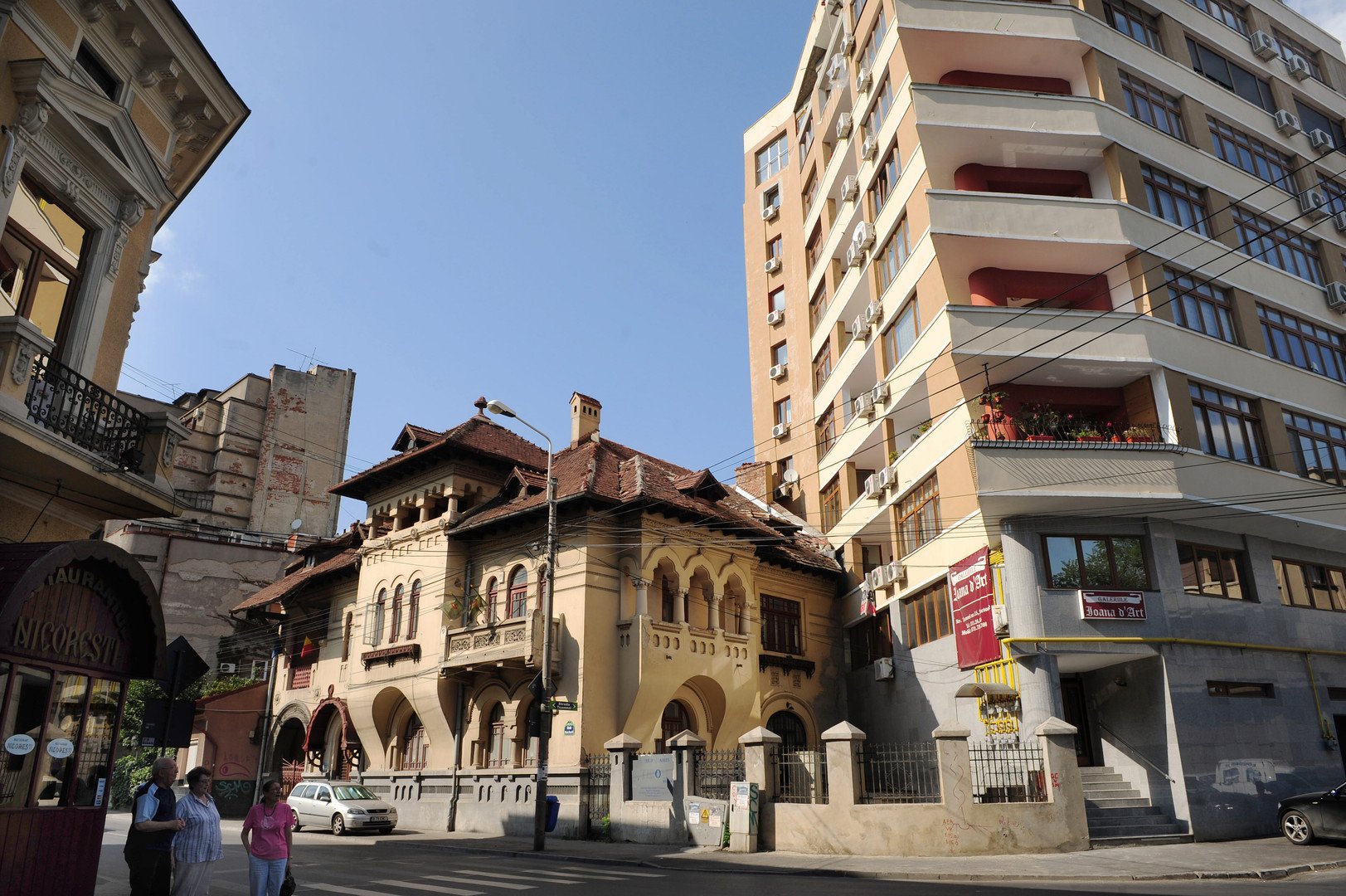 قصر تاريخي من القرن الخامس عشر - رومانيا