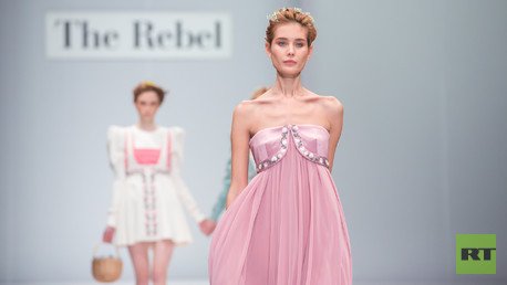 في أسبوع الموضة الروسية  تعرض مجموعة أزياء THE REBEL