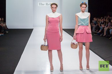 في أسبوع الموضة الروسية  تعرض مجموعة أزياء THE REBEL