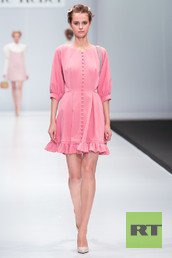 في أسبوع الموضة الروسية  تعرض مجموعة أزياء THE REBEL