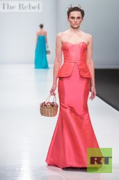 في أسبوع الموضة الروسية  تعرض مجموعة أزياء THE REBEL