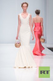 في أسبوع الموضة الروسية  تعرض مجموعة أزياء THE REBEL