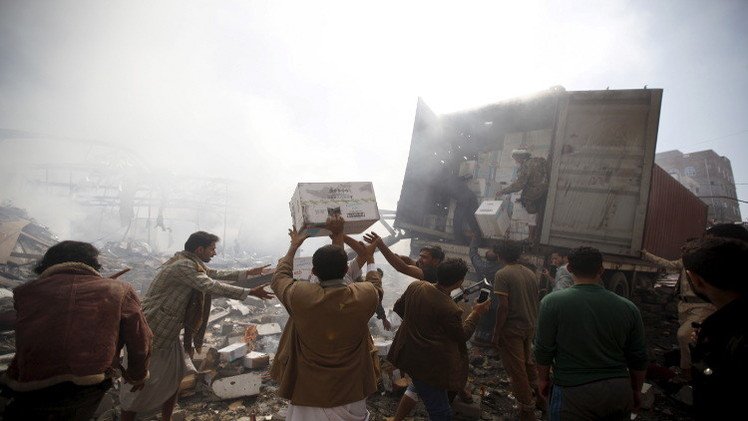 التحالف يغدق على اليمنيين بالصواريخ ويتجاهل الوضع الإنساني