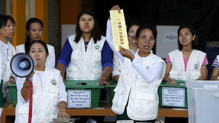 بورما.. إغلاق مراكز الاقتراع ونسبة المشاركة بلغت 80% (فيديو)