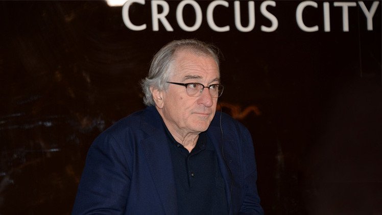 روبرت دي نيرو لا يستبعد الحصول على الجنسية الروسية