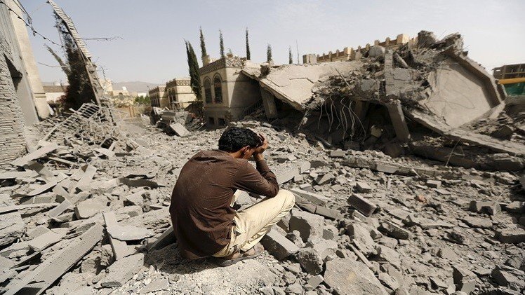 مأساة اليمنيين بين 